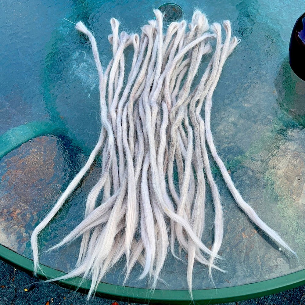 Lilac/silver synthetic dreadlocks